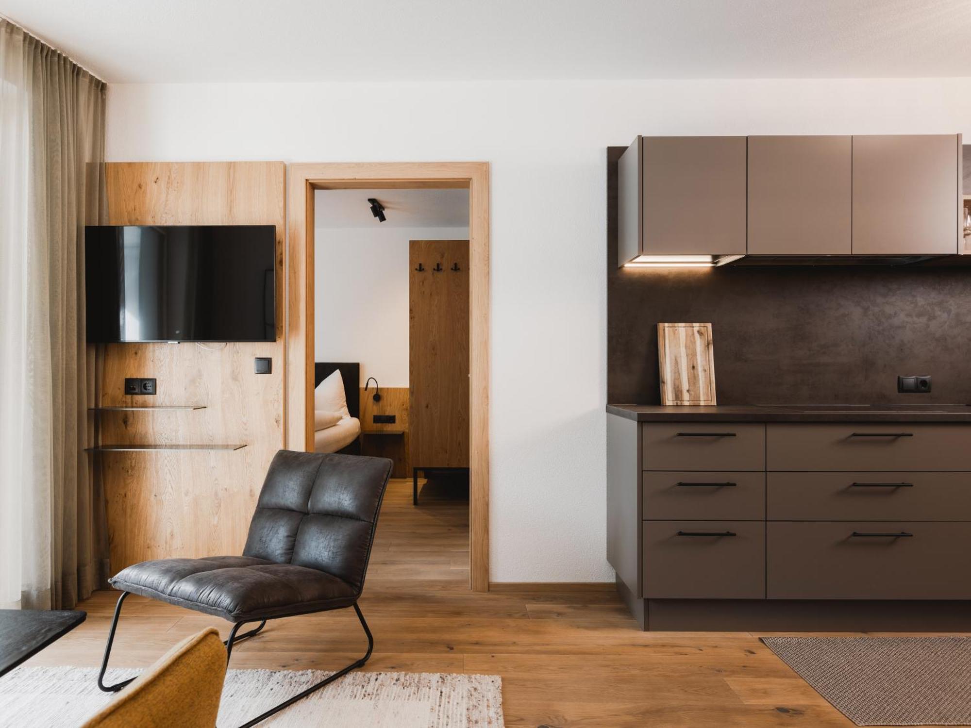 Aparthotel Alpina Serfaus Zimmer foto
